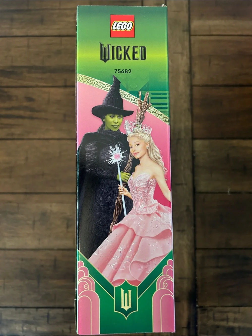 LEGO Wicked Elphaba & Glinda Figures Set - Pink, Green, Black